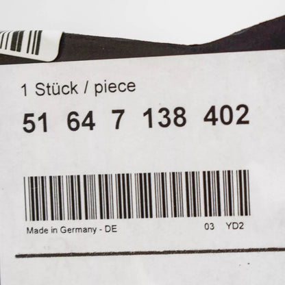 NEW BMW 3 E90 FRONT RIGHT HEADLIGHT BRACKET 51647138402