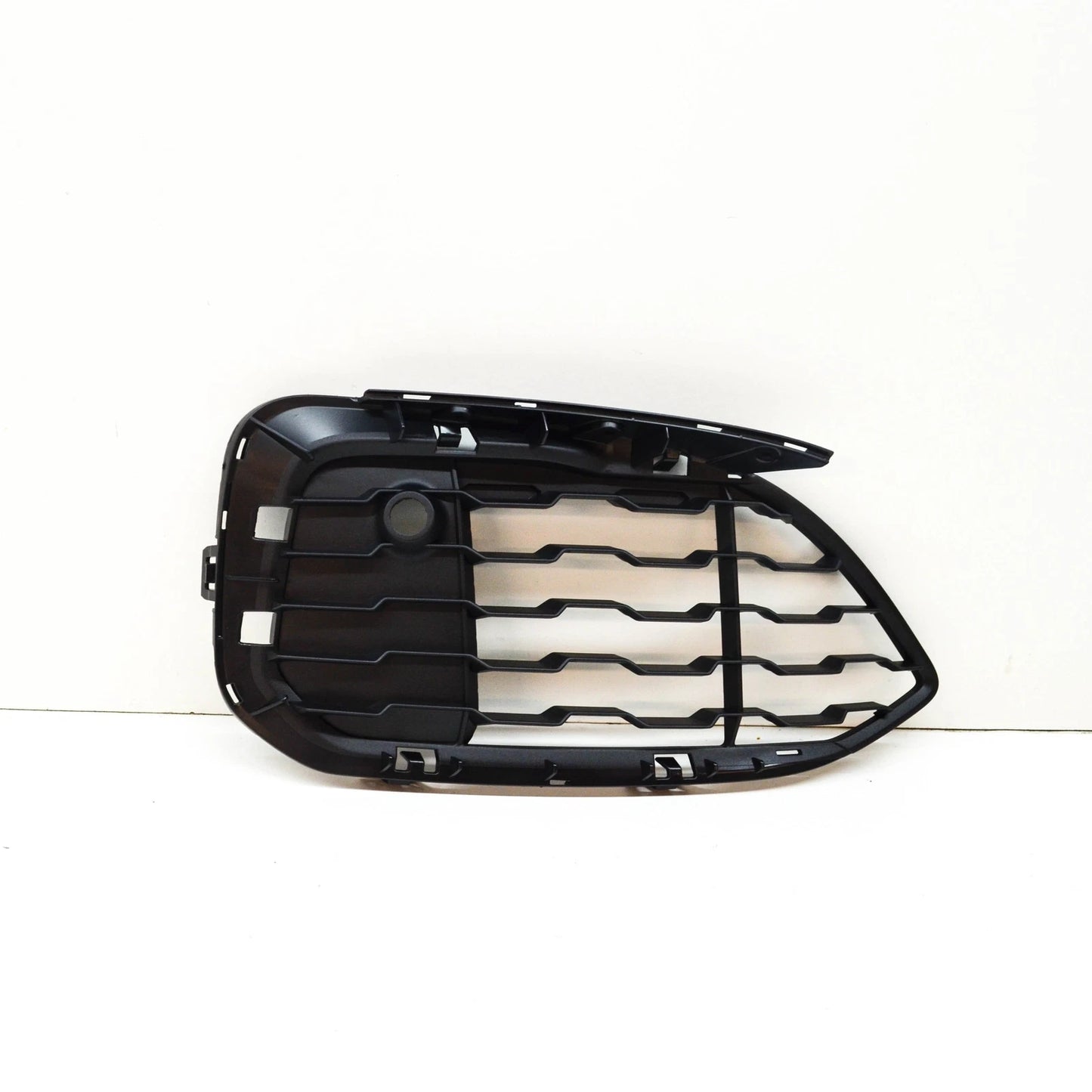 NEW BMW 1 F20 FRONT BUMPER RIGHT FOG LIGHT GRILLE 51118068606 ORIGINAL
