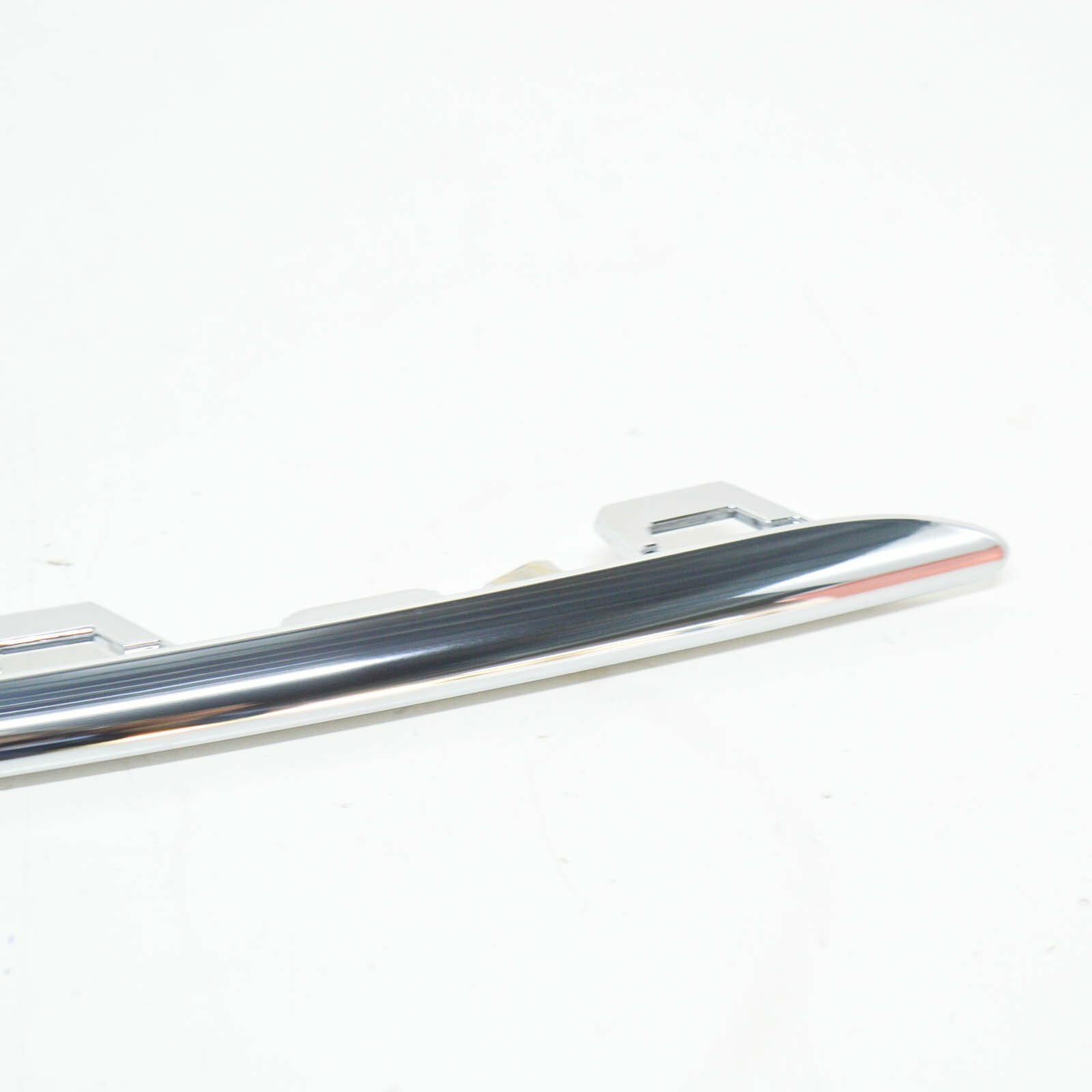 NEW MERCEDES-BENZ S-CLASS W222 FRONT BUMPER RIGHT TOP TRIM A2228853801 ORIGINAL