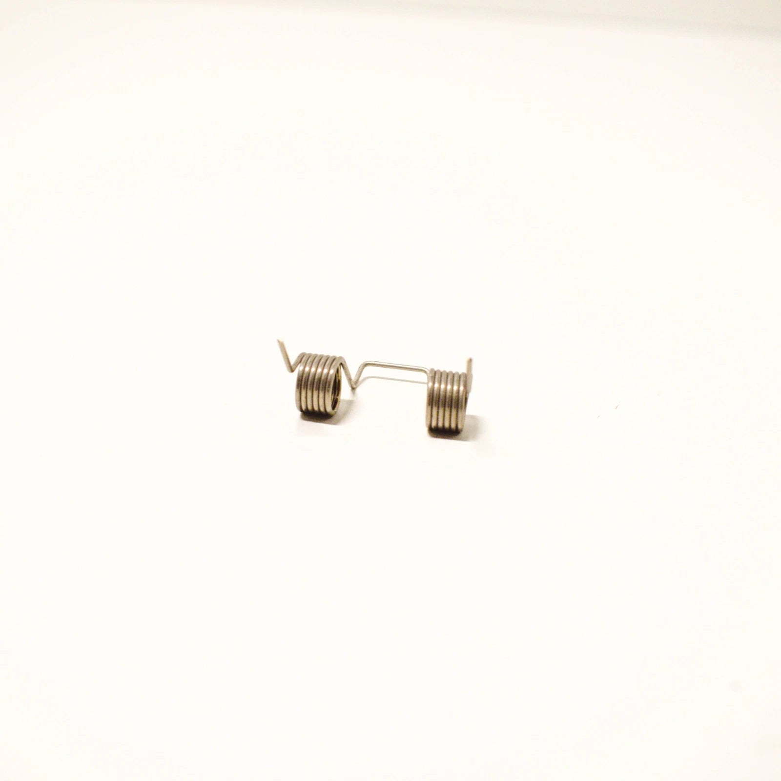 NEW MERCEDES BENZ GLK X204 FRONT BUMPER WASHER COVER SPRING A2048800327 ORIGINAL