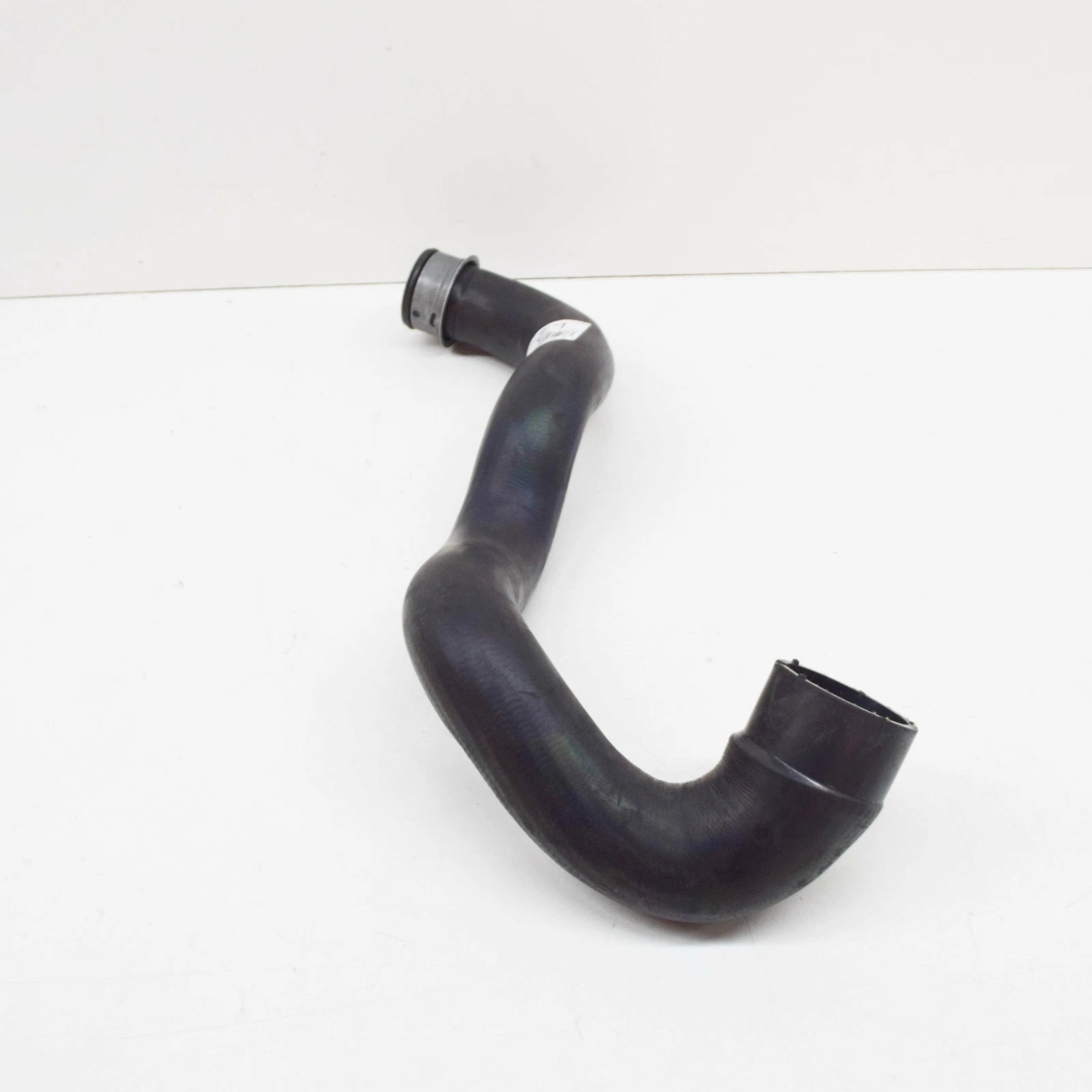 NEW MERCEDES-BENZ E-CLASS W211 LOWER RADIATOR HOSE A2115010482