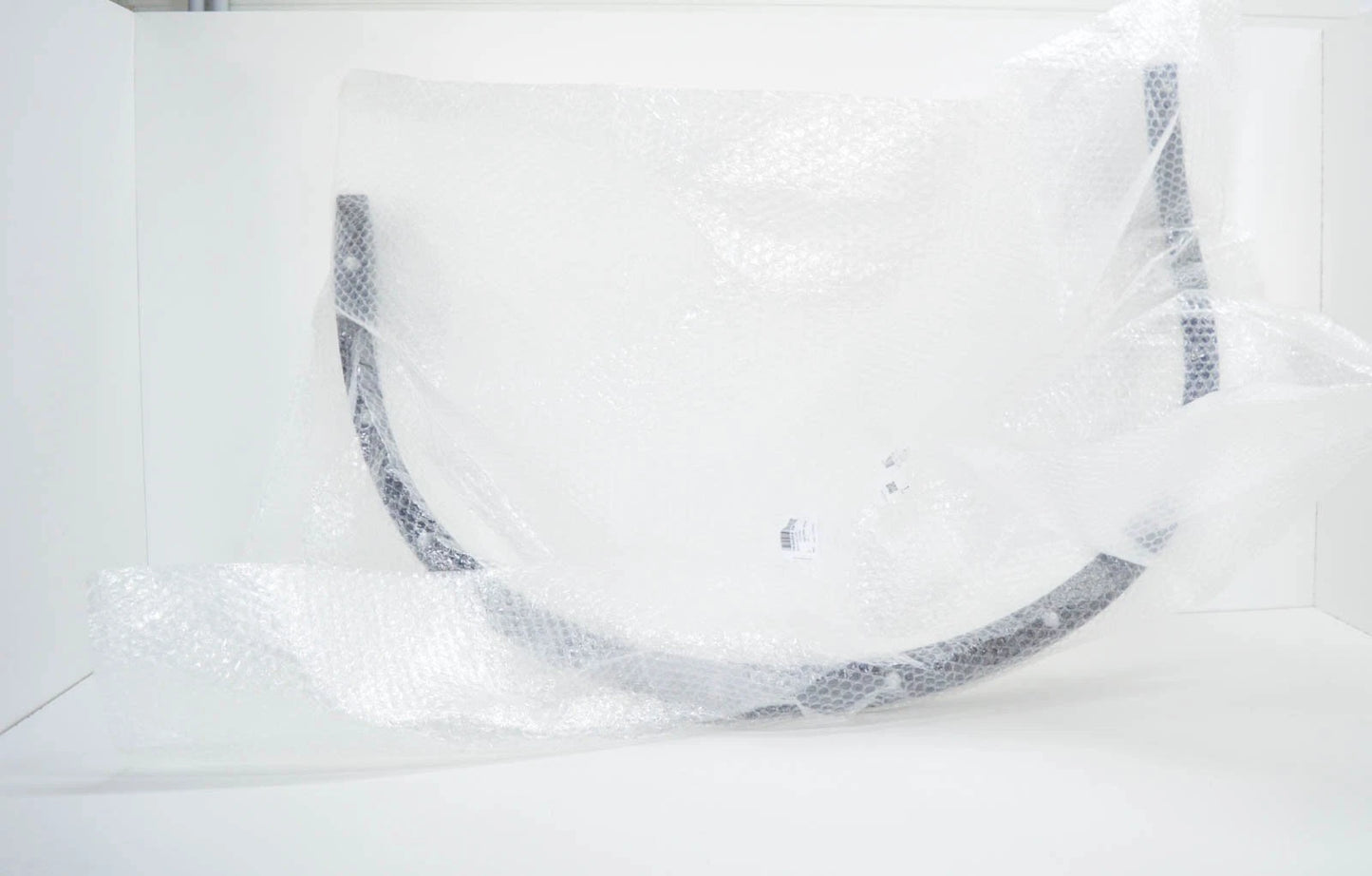 NEW VW TOUAREG 7P R LINE REAR LEFT ARCH TRIM 7P6854819A9B9 ORIGINAL