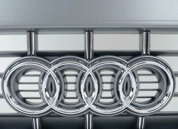 NEW AUDI A5 8T3 RADIATOR GRILLE 8T0853651S1RR ORIGINAL