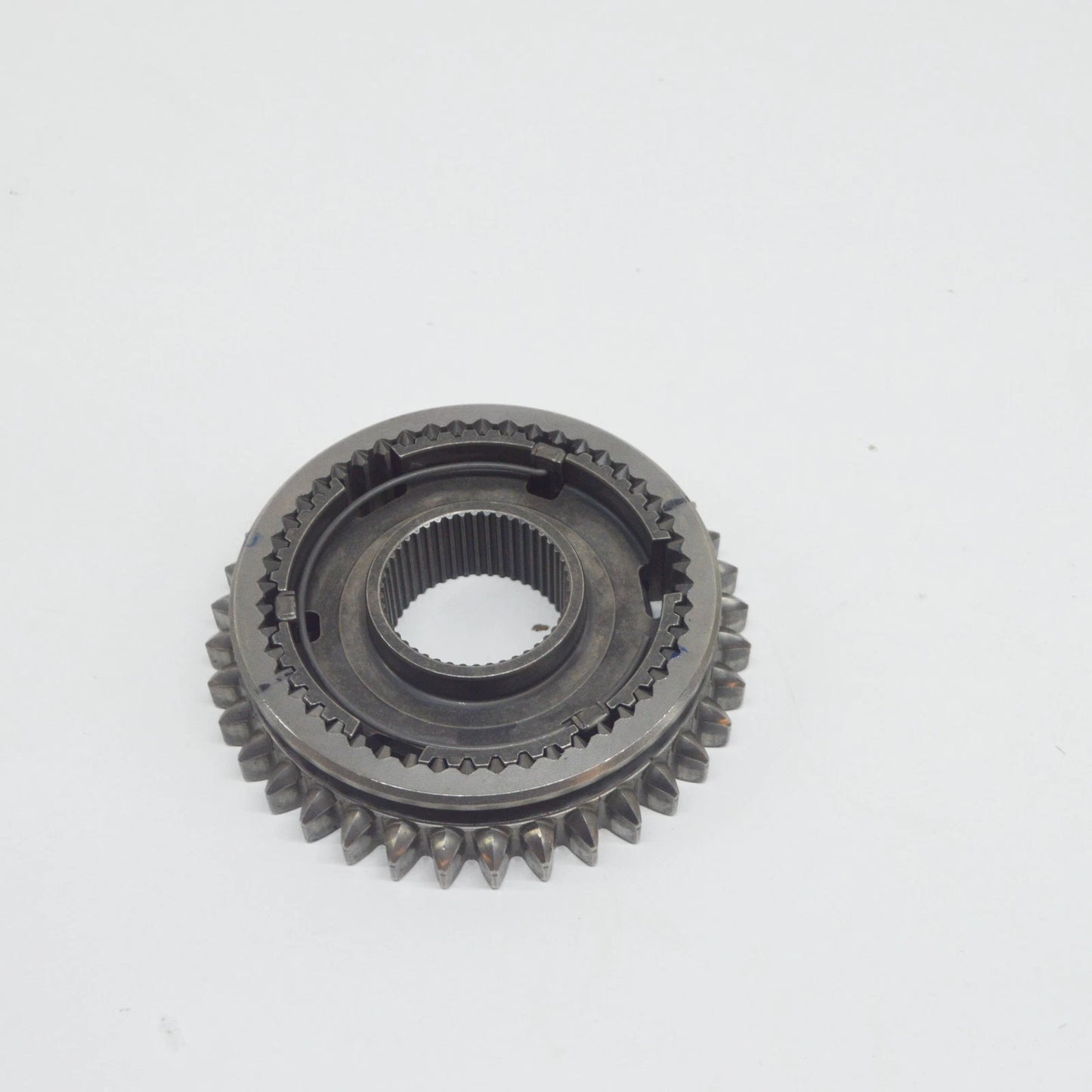 NEW AUDI A1 8X SYNCHRONIZING HUB WITH LOCKING COLLAR 02J311239K ORIGINAL