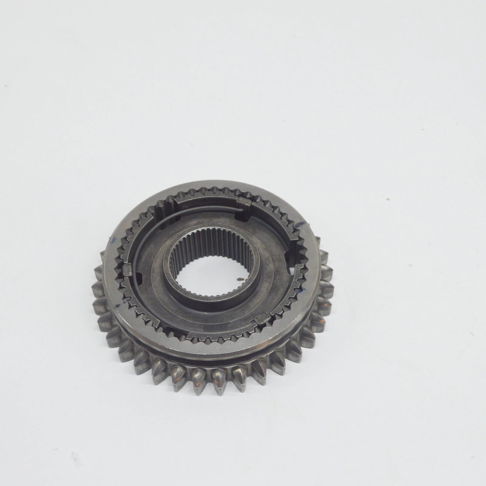 NEW AUDI A1 8X SYNCHRONIZING HUB WITH LOCKING COLLAR 02J311239K ORIGINAL