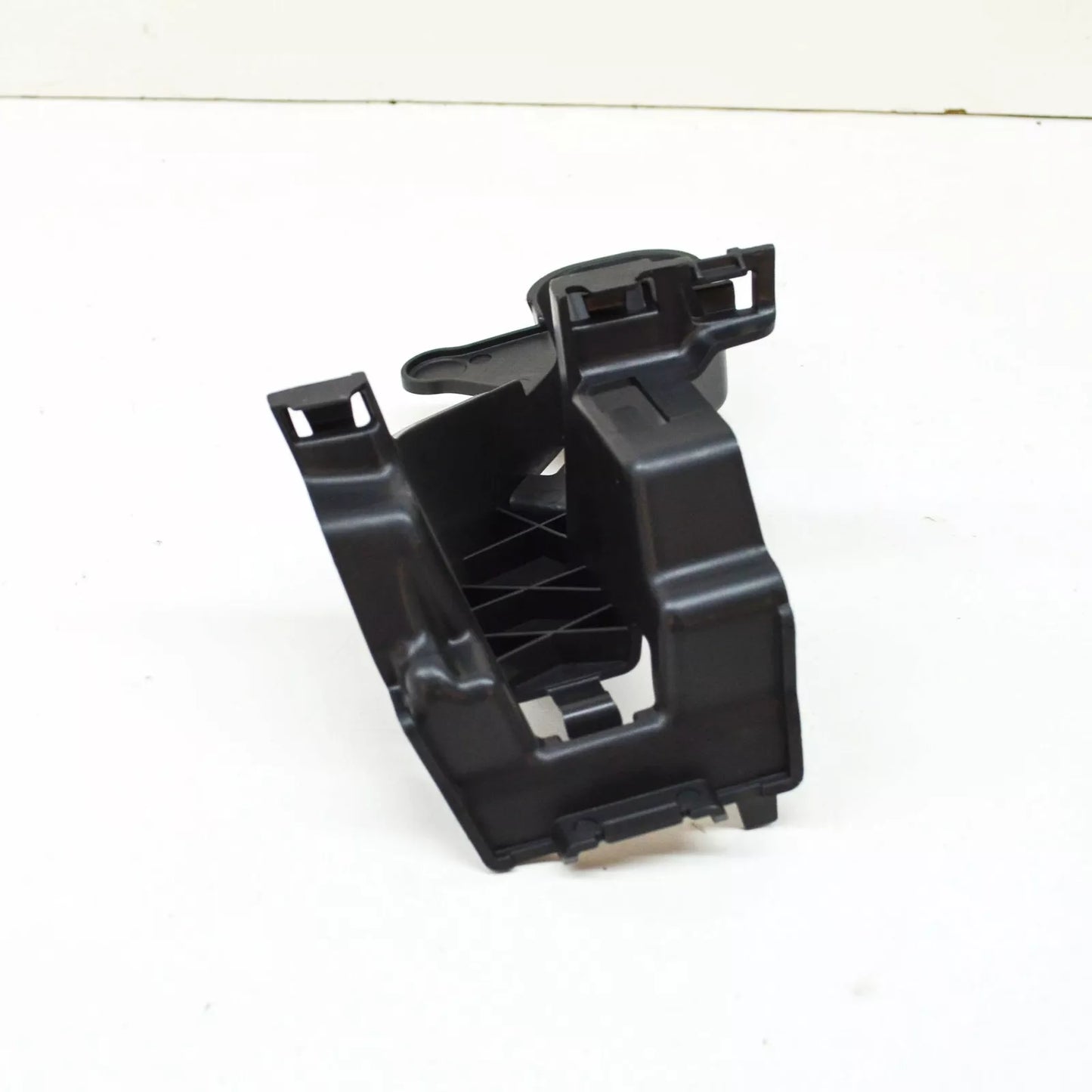 NEW MERCEDES-BENZ C W205 REAR BUMPER RIGHT BRACKET A2058850414