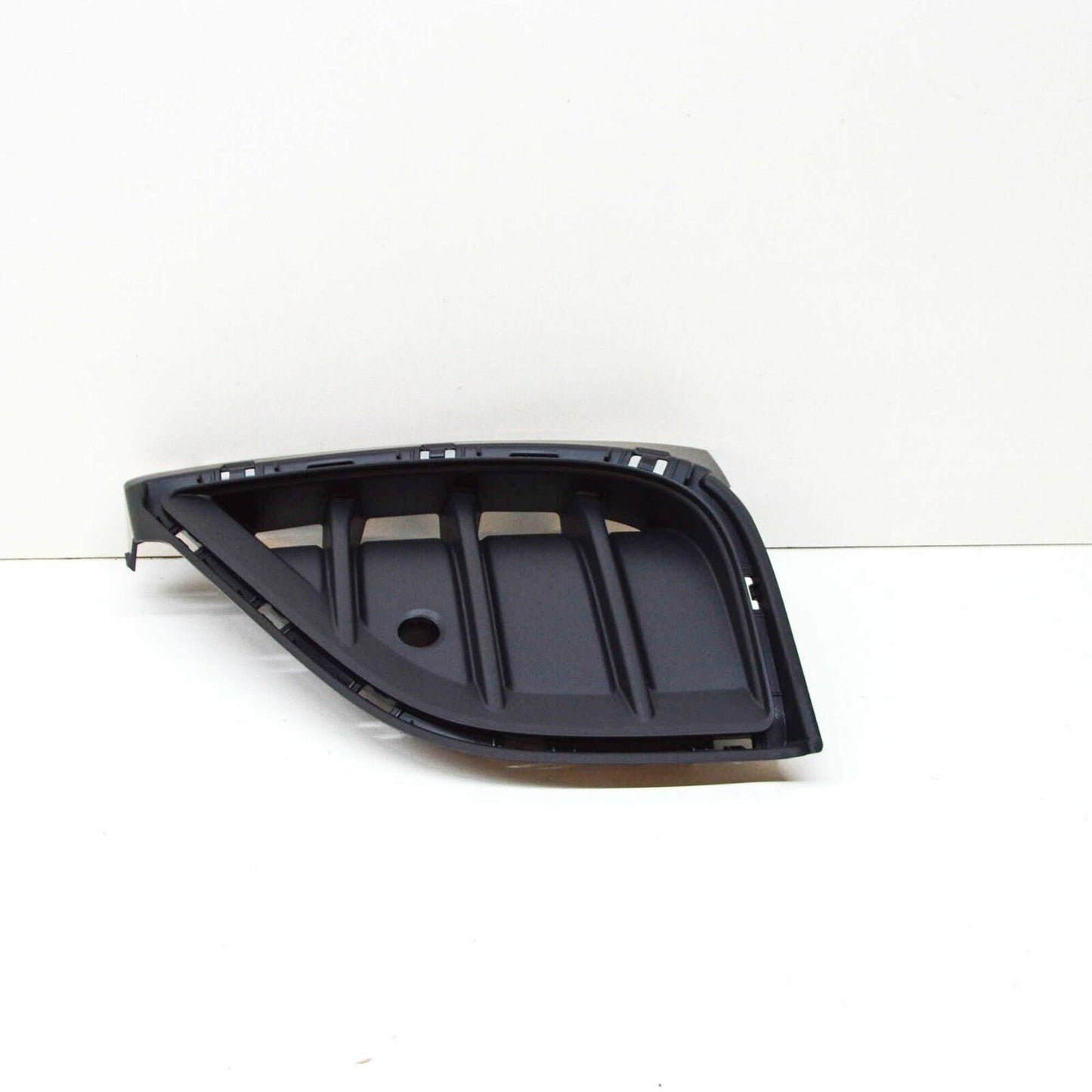NEW VOLKSWAGEN ID.4 FRONT RIGHT BUMPER GRILLE COVER 11A8077649B9 ORIGINAL