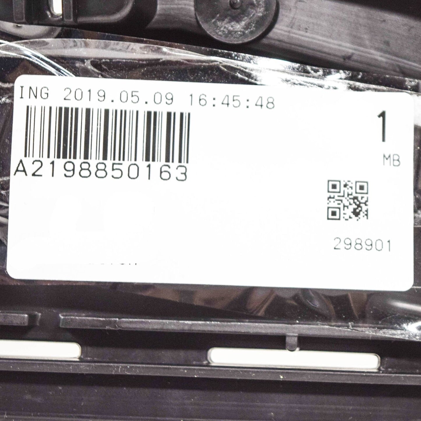 NEW MERCEDES BENZ CLS C219 AMG REAR BUMPER LEFT HOLDER A2198850163 ORIGINAL