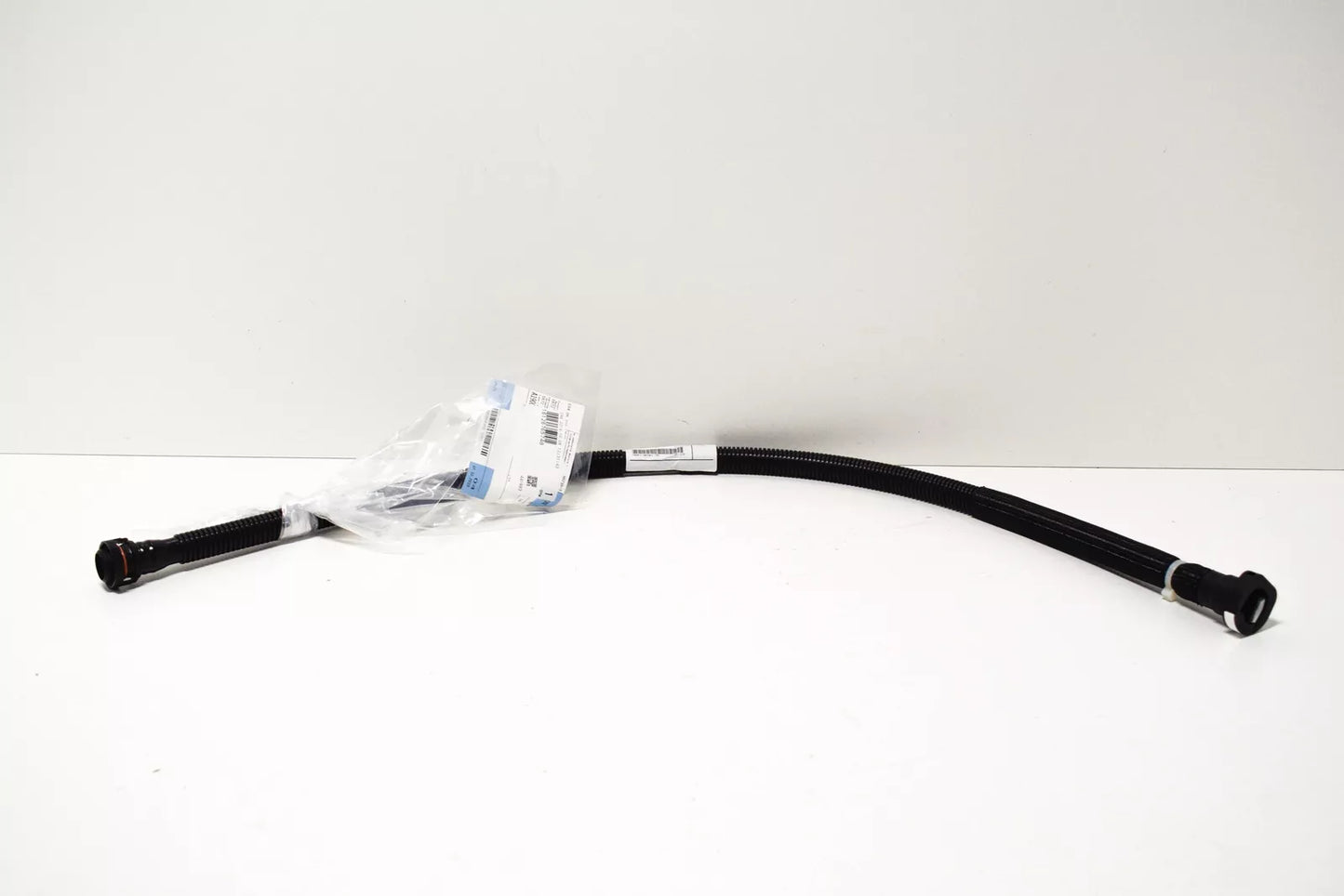 NEW BMW E90 E90N E91 E91N E92 E92N FUEL TANK VENT PIPE 6765748 16126765748