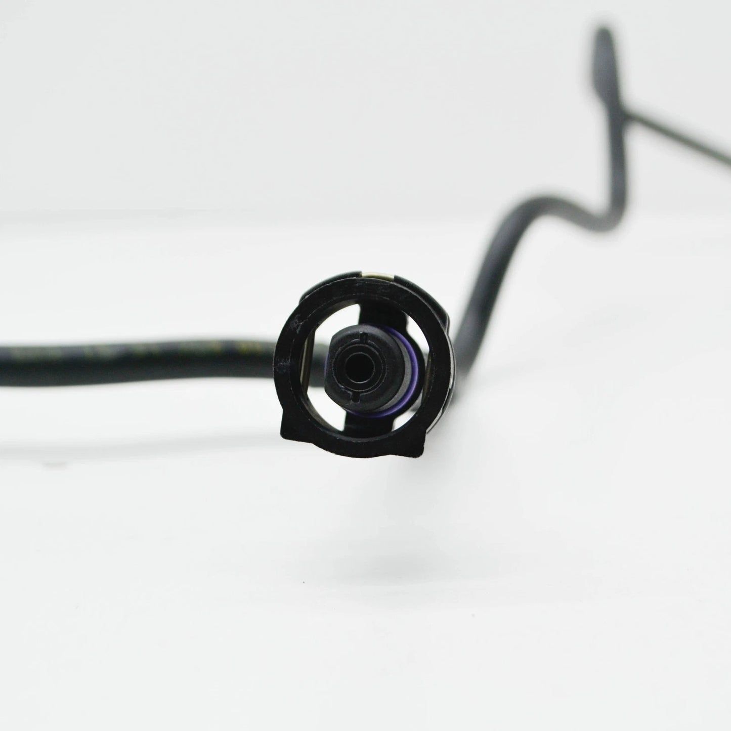 NEW MERCEDES-BENZ ML W166 OVERFLOW VENT LINE A1665001591