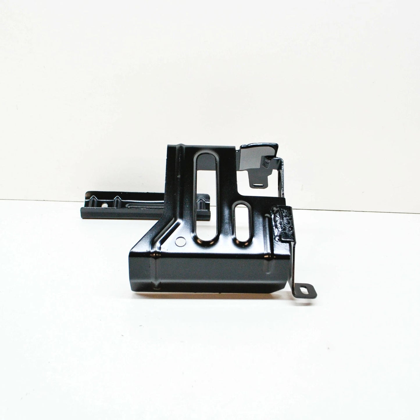 NEW BMW X3 G01 BATTERY HOLDER BRACKET 61219117801 ORIGINAL