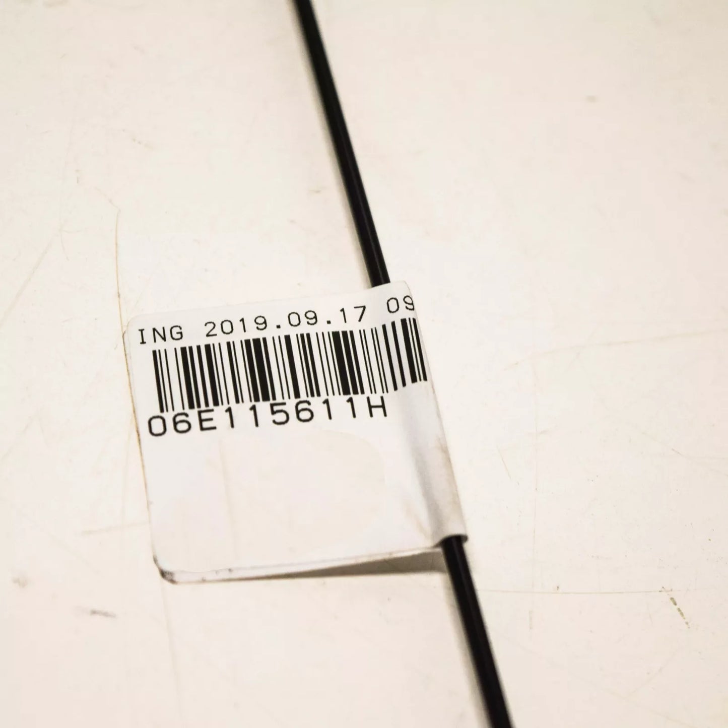 NEW AUDI S4 B8 OIL LEVEL DIPSTICK 06E115611H