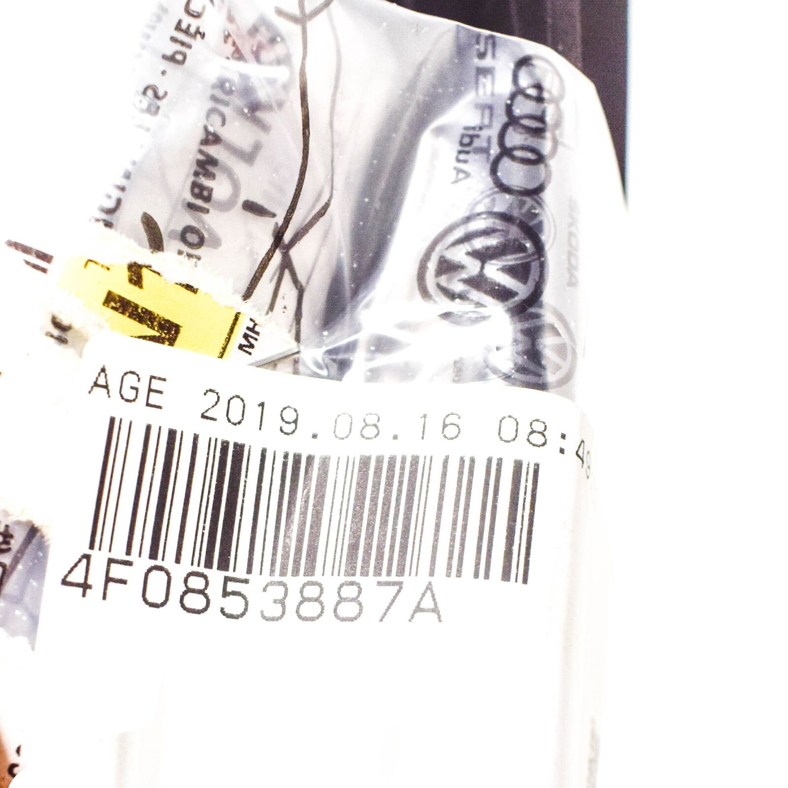 NEW AUDI A6 4F C6 FRONT LEFT WHEEL SPOILER 4F0853887A ORIGINAL