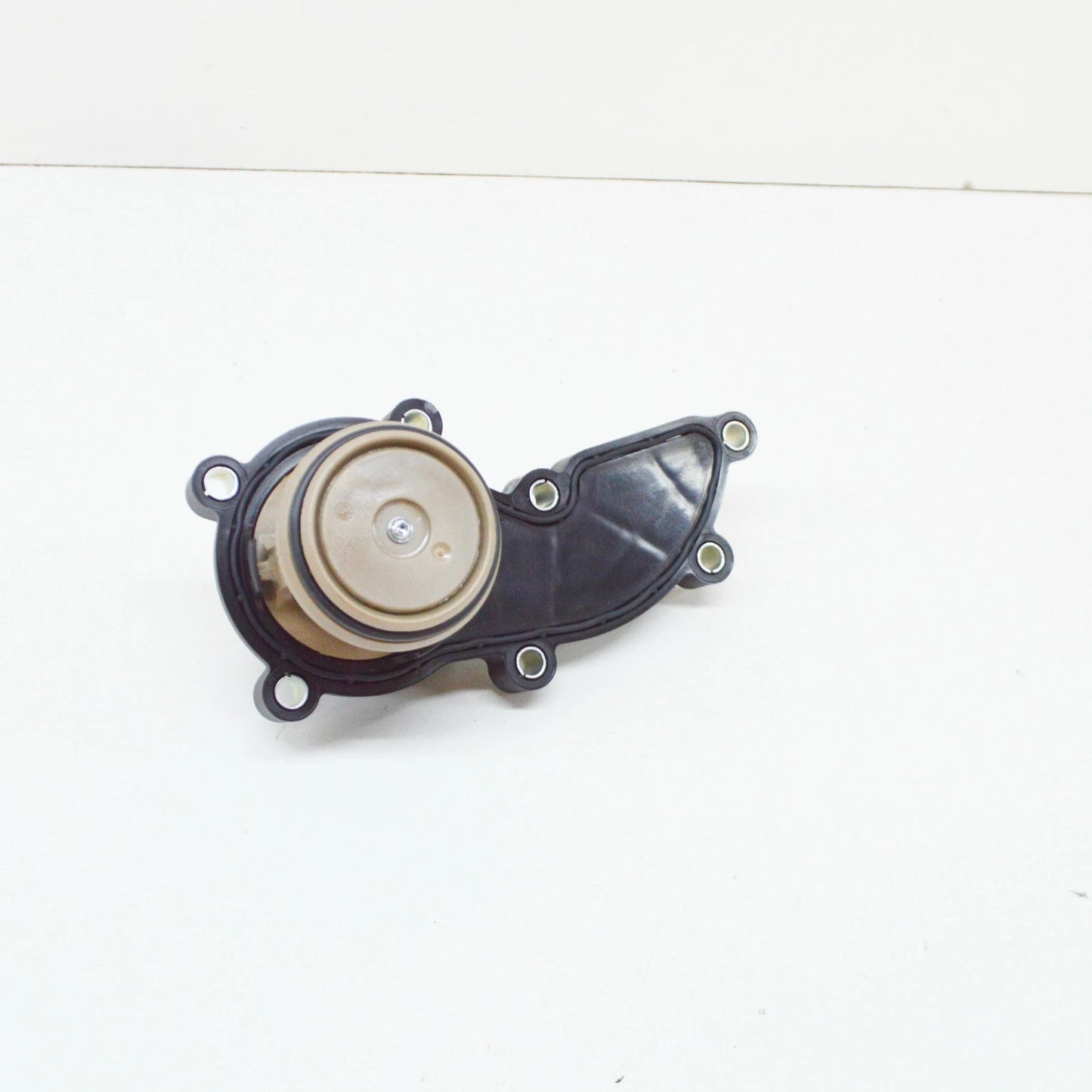 NEW AUDI A5 8T3 COOLANT THERMOSTAT 06E121111M 3.2FSI