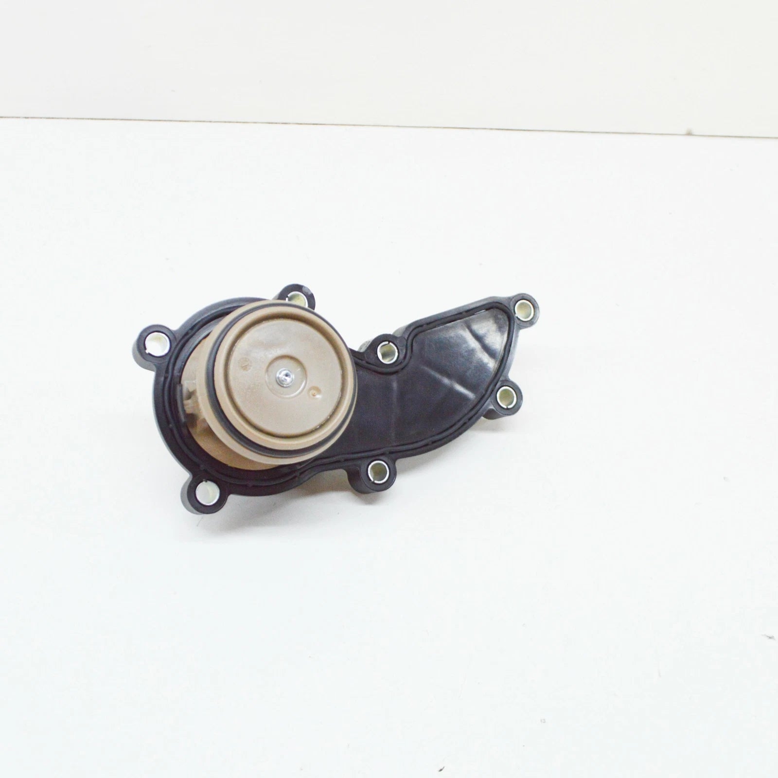 NEW AUDI A5 8T3 COOLANT THERMOSTAT 06E121111M 3.2FSI