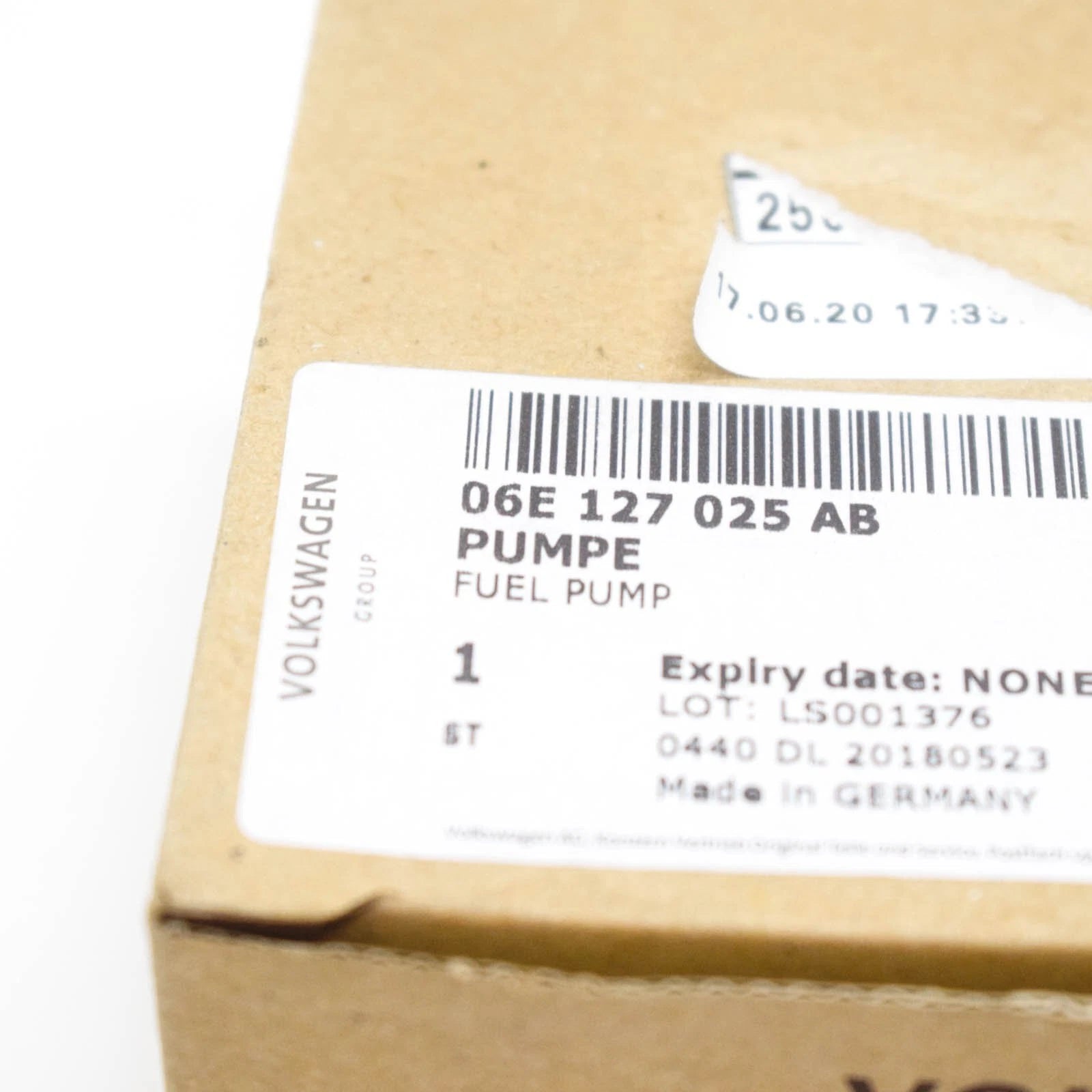 NEW AUDI A4 B7 INJECTION HIGH PRESSURE FUEL PUMP 06E127025AB ORIGINAL