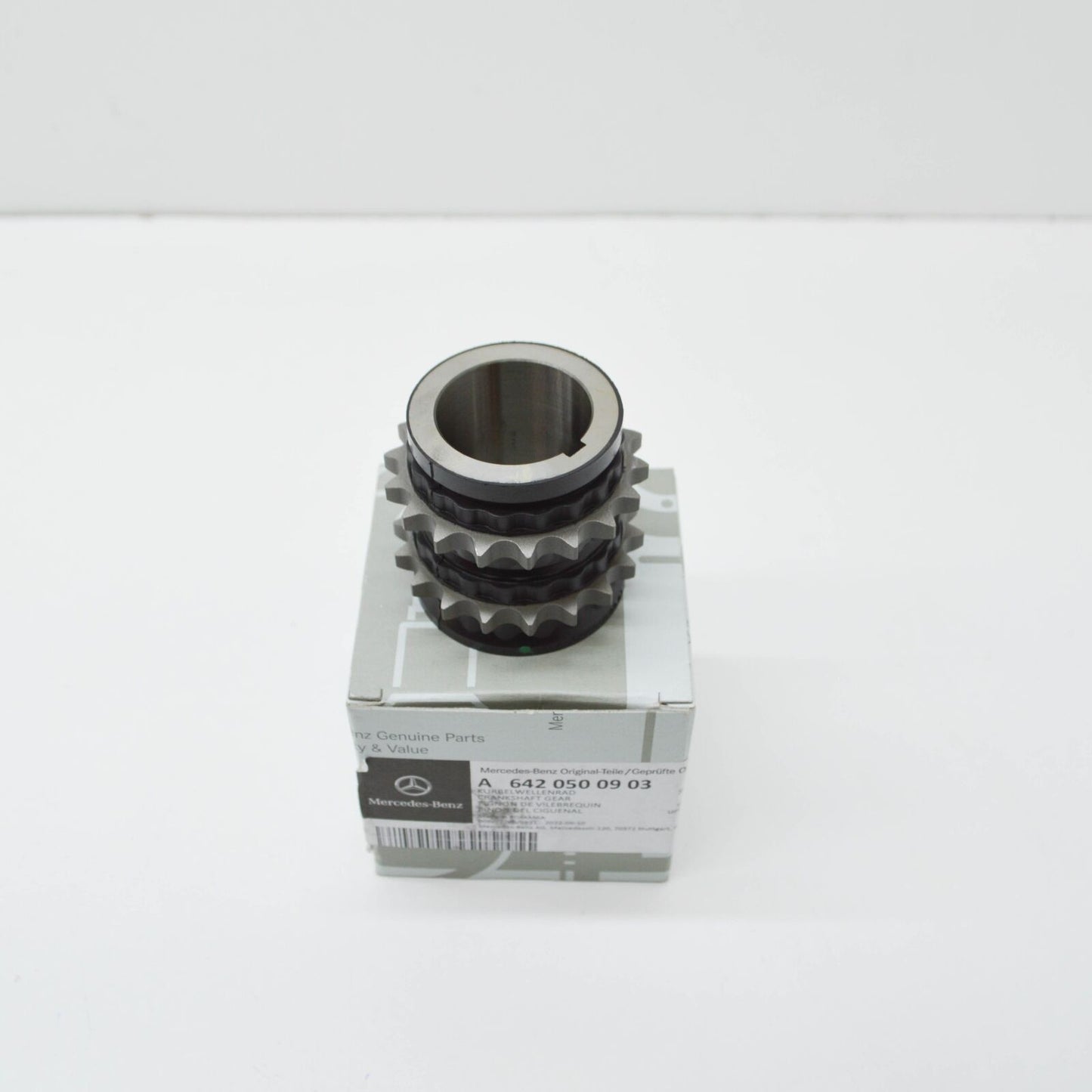 NEW MERCEDES-BENZ ML W164 CRANKSHAFT GEAR A6420500903 ORIGINAL