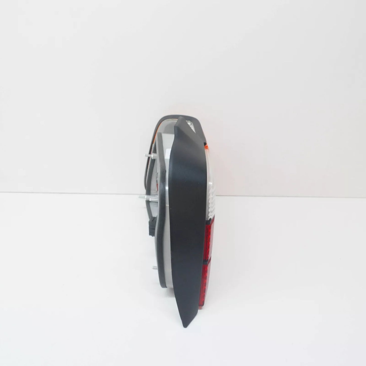 NEW BMW E36 SEDAN RIGHT TAIL FOG LIGHT 1387362 63211387362 ORIGINAL