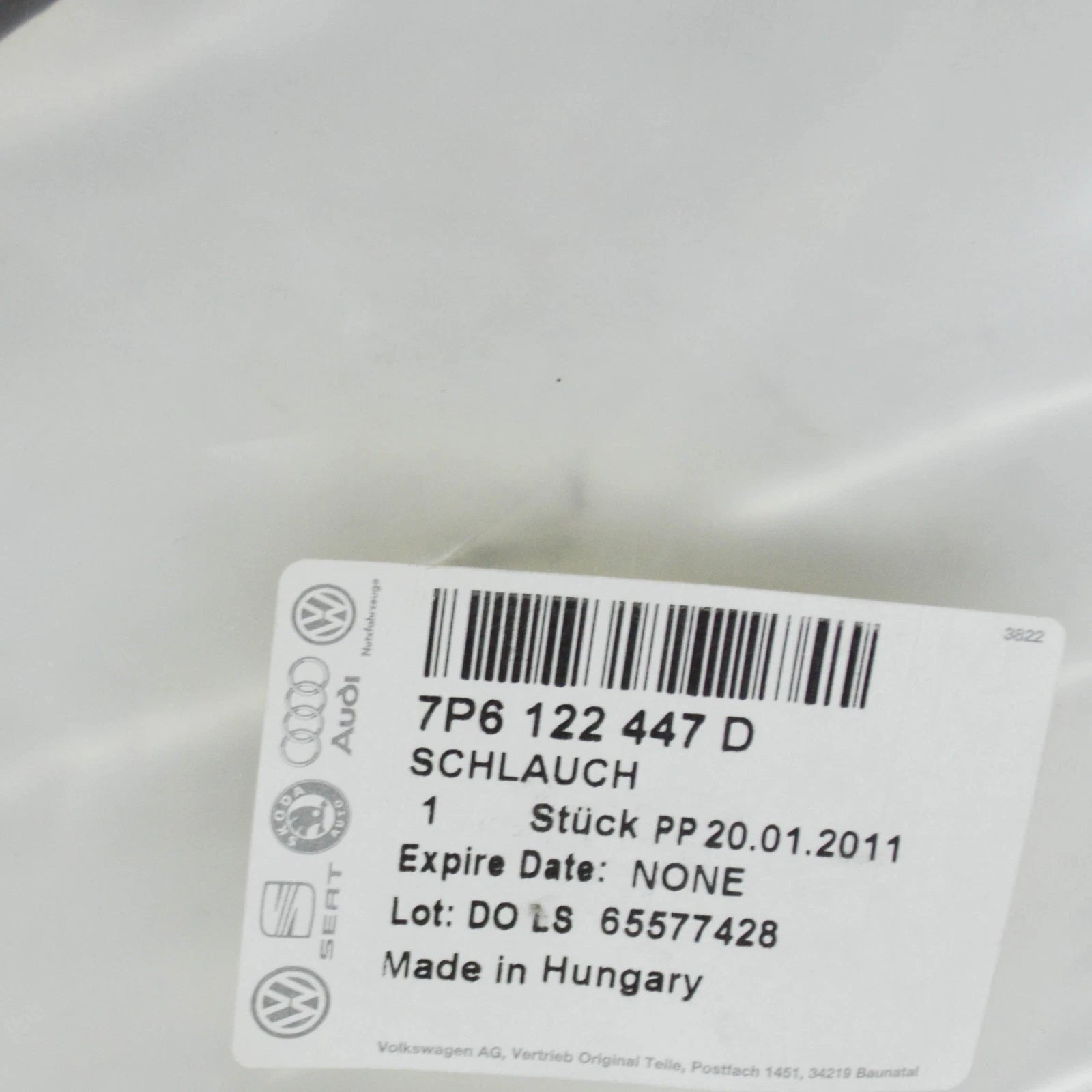 NEW VW TOUAREG 7P ENGINE COOLANT HOSE 7P6122447D ORIGINAL