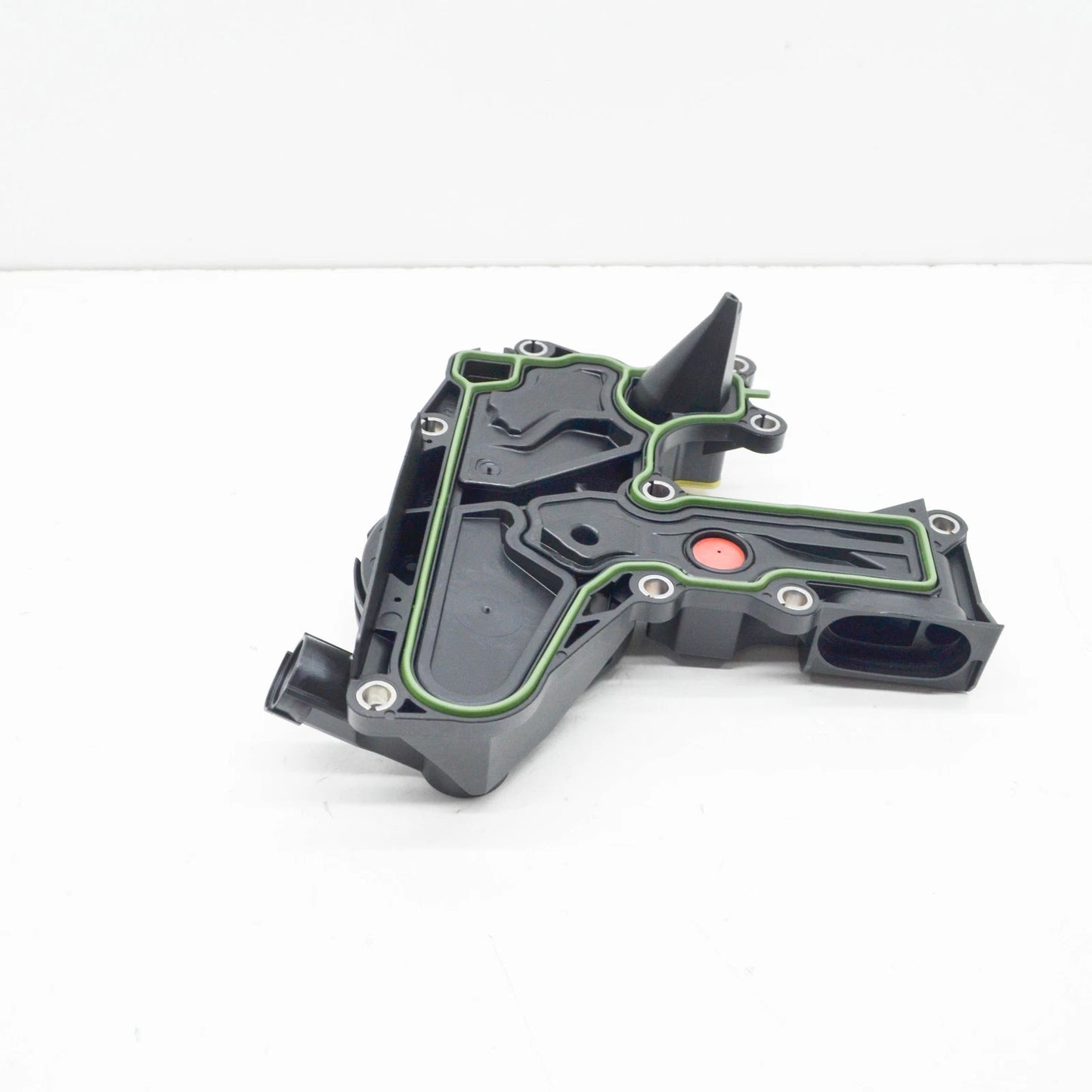 NEW AUDI A4 B8 OIL SEPARATOR 06H103495AK