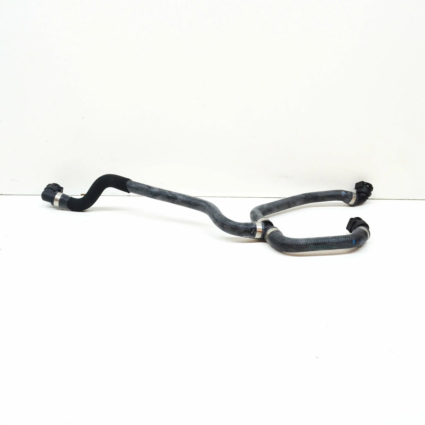 NEW BMW 5 G30 COOLING EXPANSION TANK PIPE HOSE 17128602602 ORIGINAL