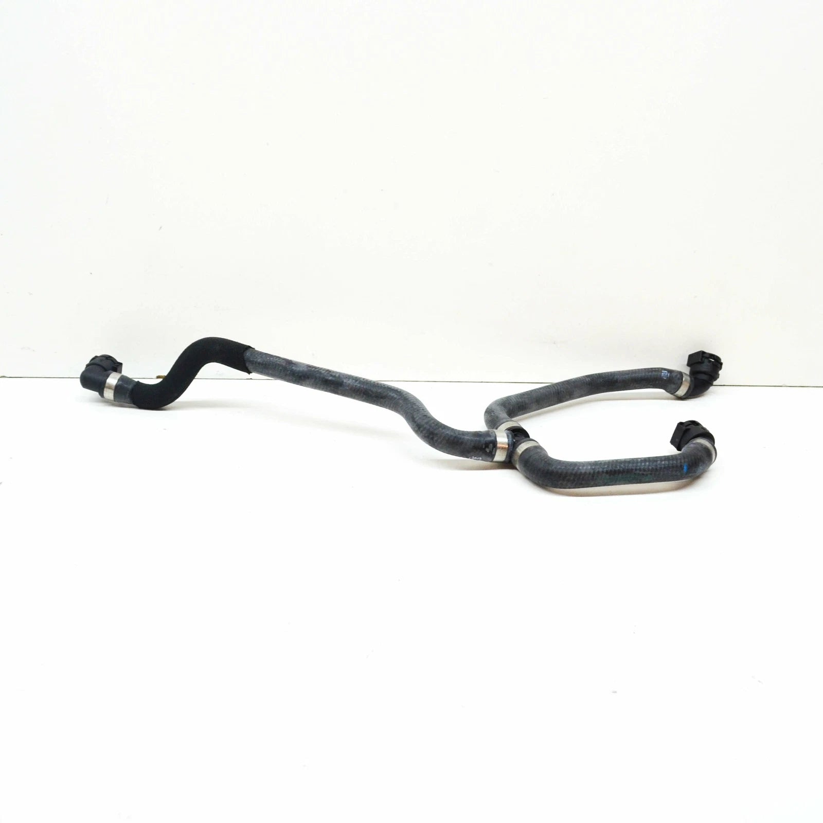 NEW BMW 5 G30 COOLING EXPANSION TANK PIPE HOSE 17128602602 ORIGINAL