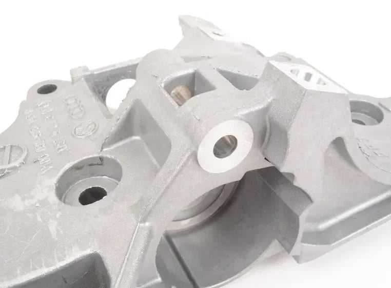 NEW AUDI A3 SPORTBACK 8P ALTERNATOR MOUNT BRACKET 03L903139D ORIGINAL