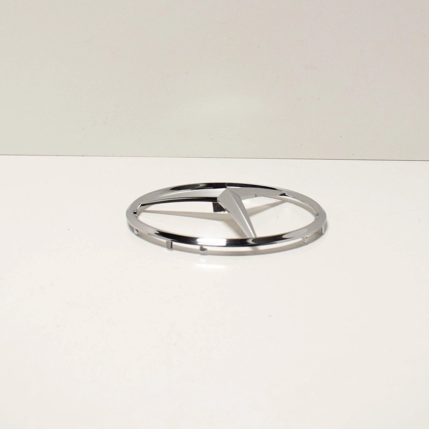 NEW MB M-CLASS W163 FRONT RADIATOR GRILLE BADGE EMBLEM A1638880086 ORIGINAL