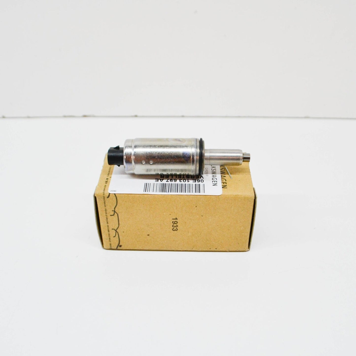 NEW AUDI A6 C7 CAMSHAFT ADJUSTER UNIT 06E103697AE ORIGINAL