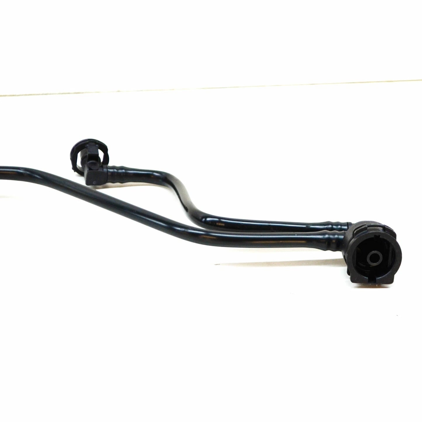 NEW MB GLC X253 RADIATOR VENT PIPE TO RIGHT EXPANSION TANK A2535010925 ORIGINAL