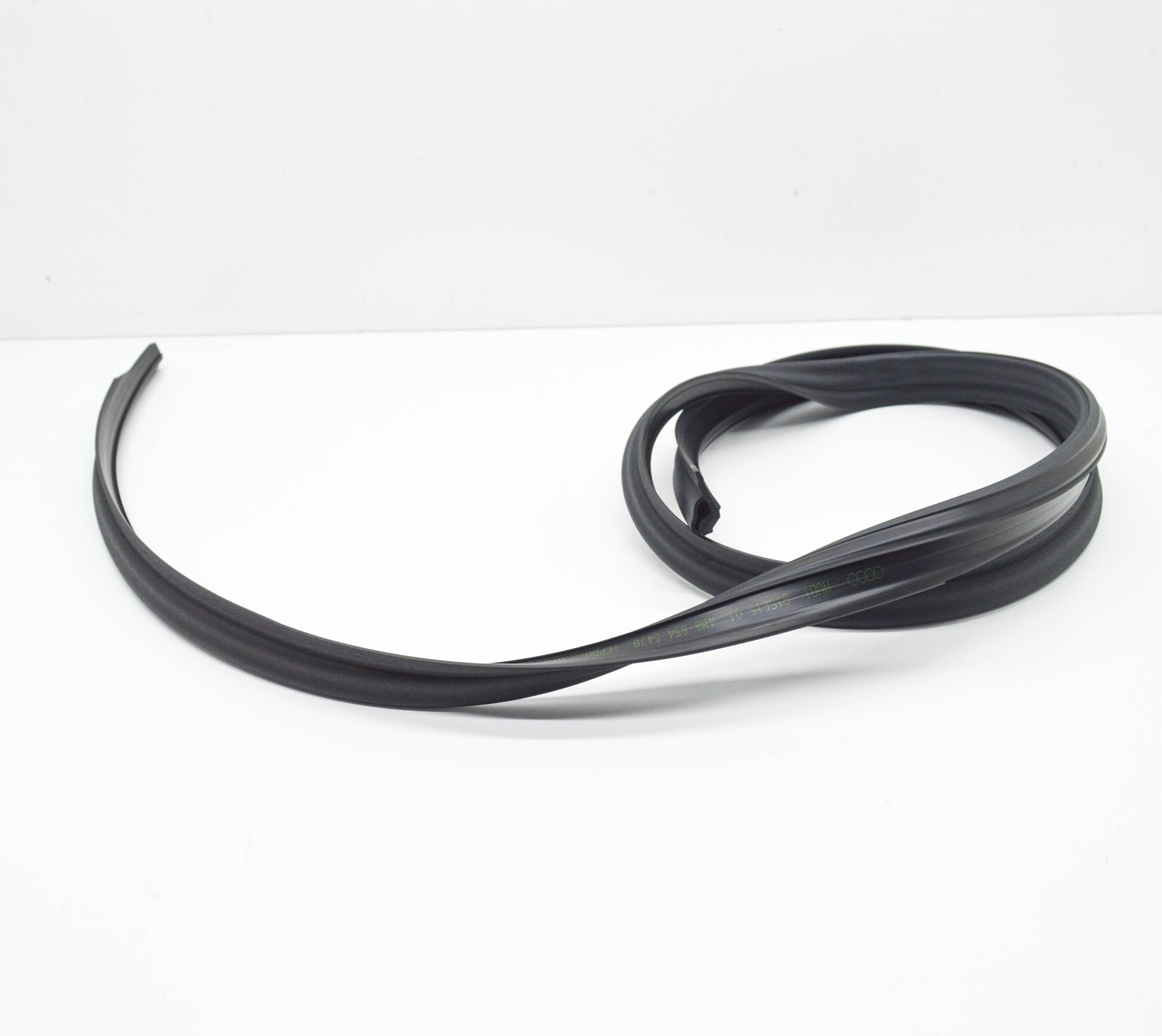 NEW AUDI Q8 RSQ8 4MN LEFT ROOF SEAL 4M8854543B ORIGINAL