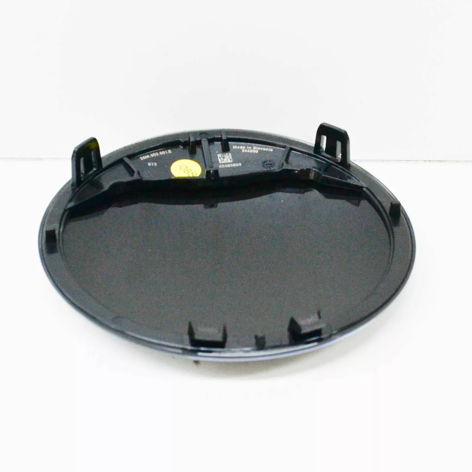 NEW VOLKSWAGEN T-ROC FRONT EMBLEM BADGE 2GM853601EDPJ