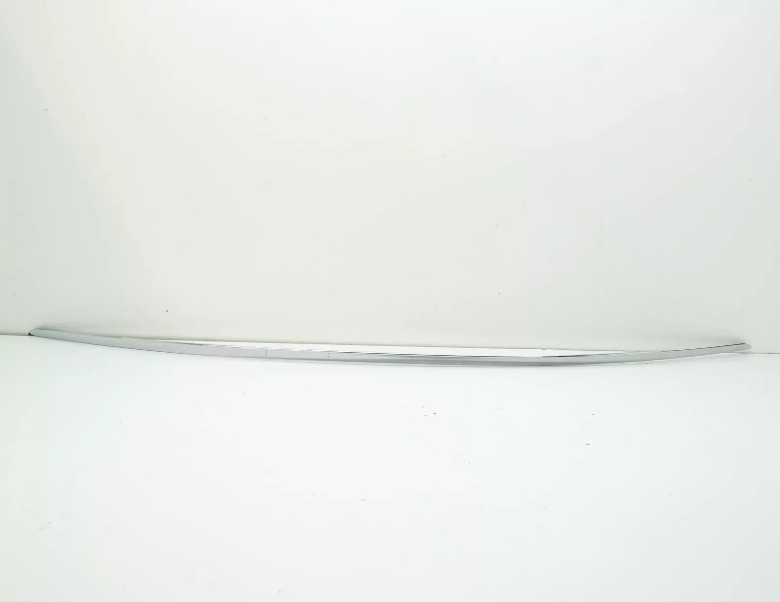NEW MERCEDES-BENZ S W221 REAR LID MOULDING A2217580181 ORIGINAL