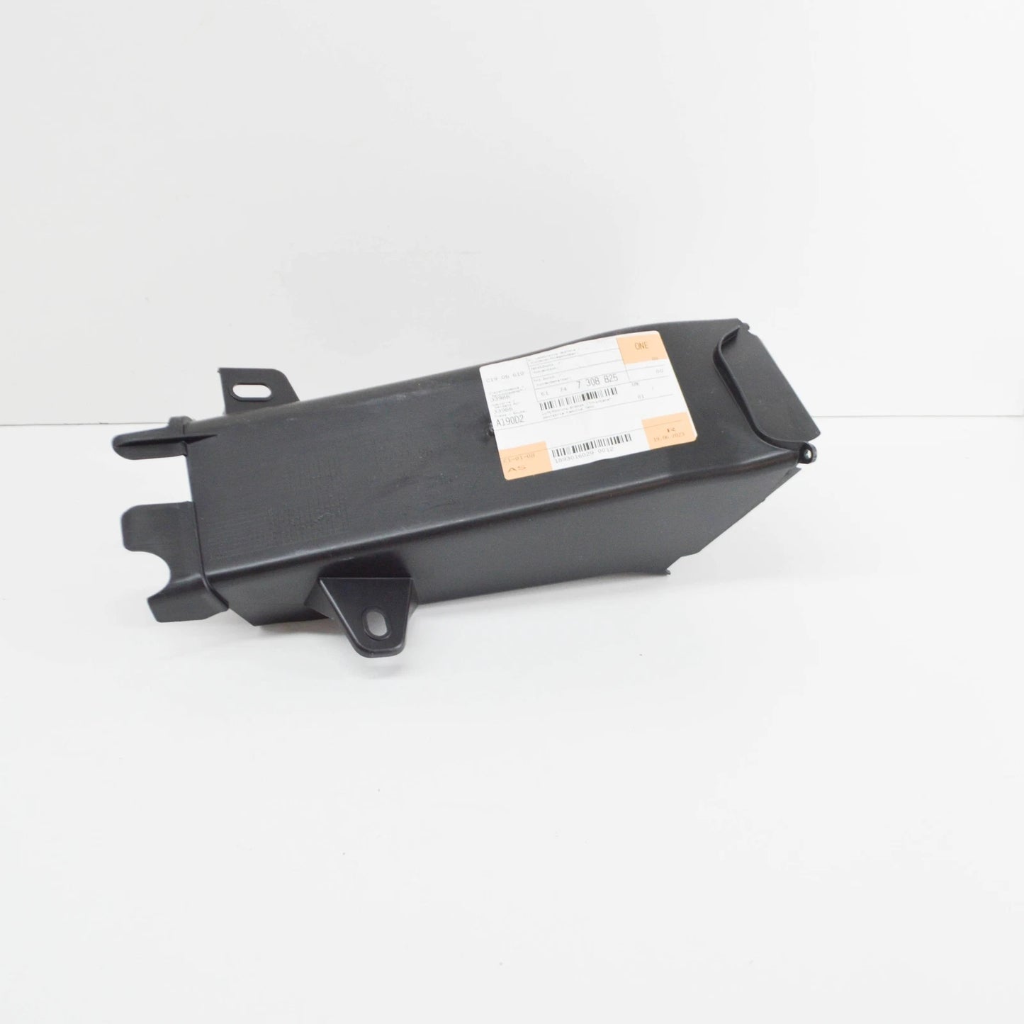 NEW BMW 7 F01 FRONT LEFT BRAKE AIR DUCT 51747308825 7308825 2015 ORIGINAL