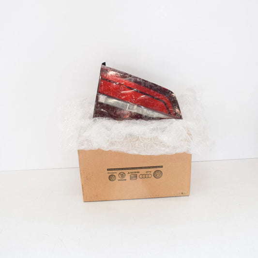 NEW VOLKSWAGEN JETTA MK6 REAR LEFT TAILLIGHT 5C6945093L