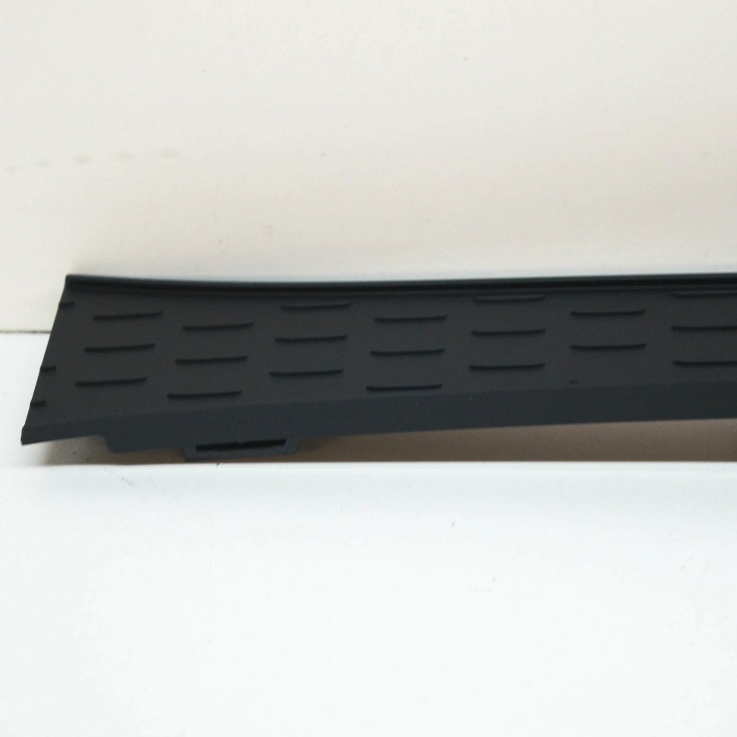 NEW MERCEDES-BENZ GLA H247 FRONT BUMPER CENTER TRIM A2478855005