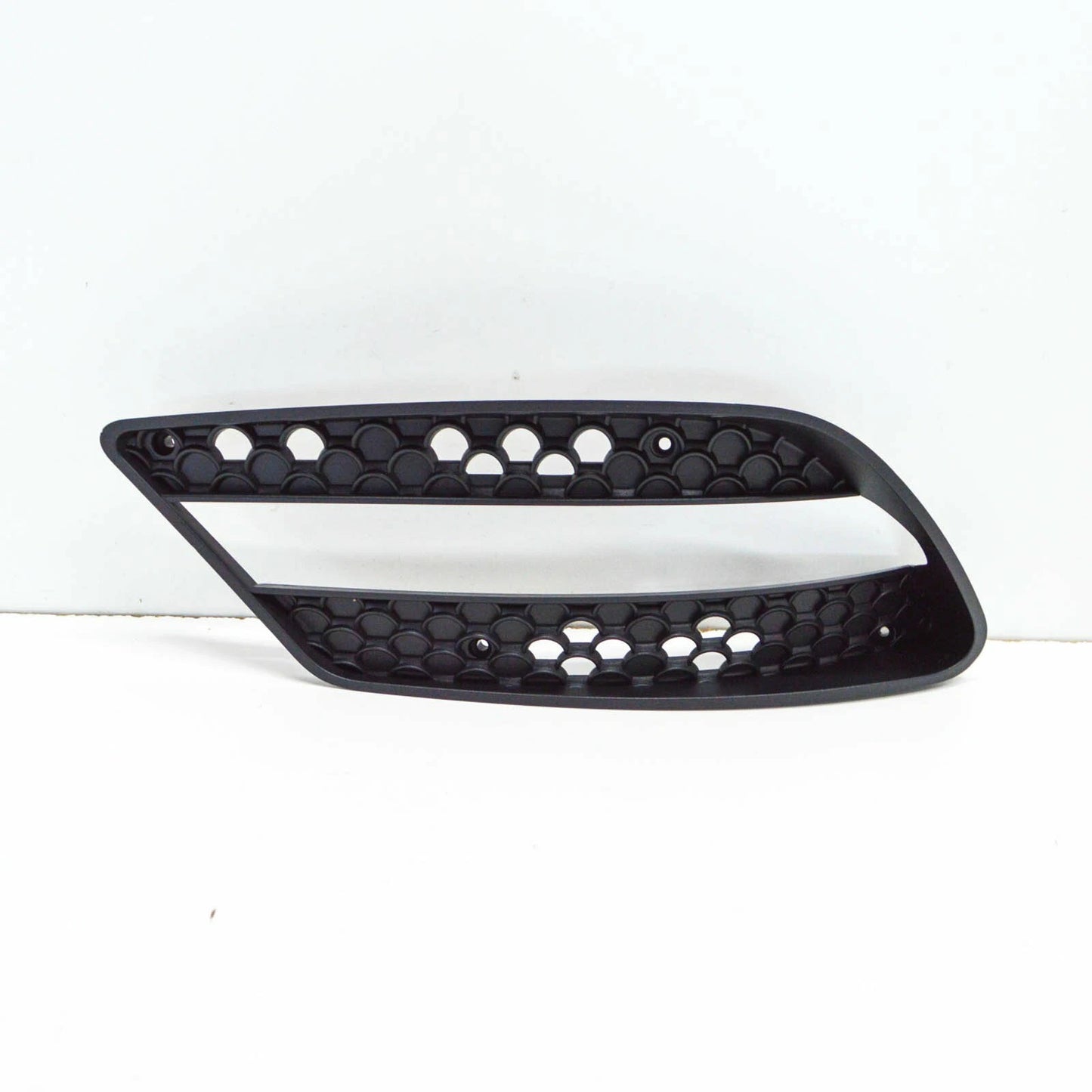 NEW MERCEDES-BENZ C W204 FRONT BUMPER LEFT GRILLE A2048850053