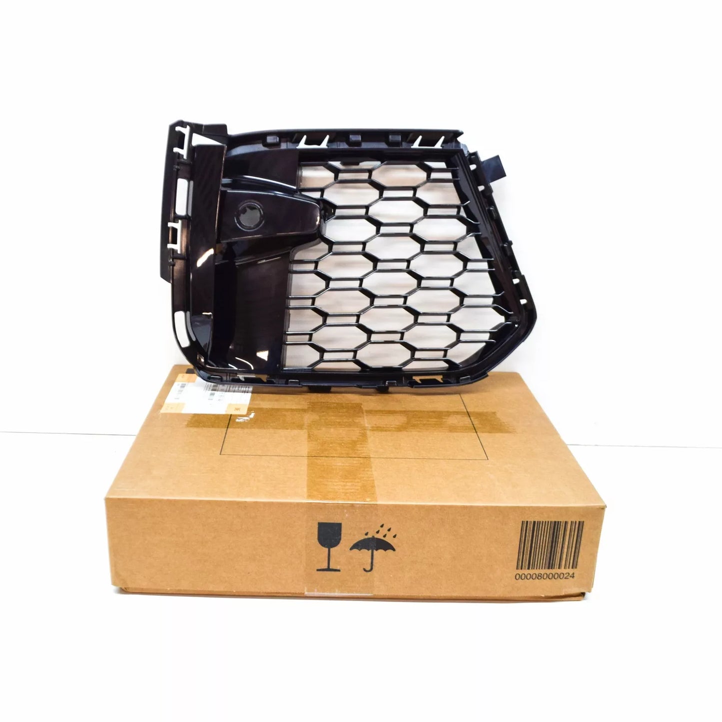 NEW BMW X6 G06 M FRONT RIGHT BUMPER OPEN GRILLE 51118069946 ORIGINAL