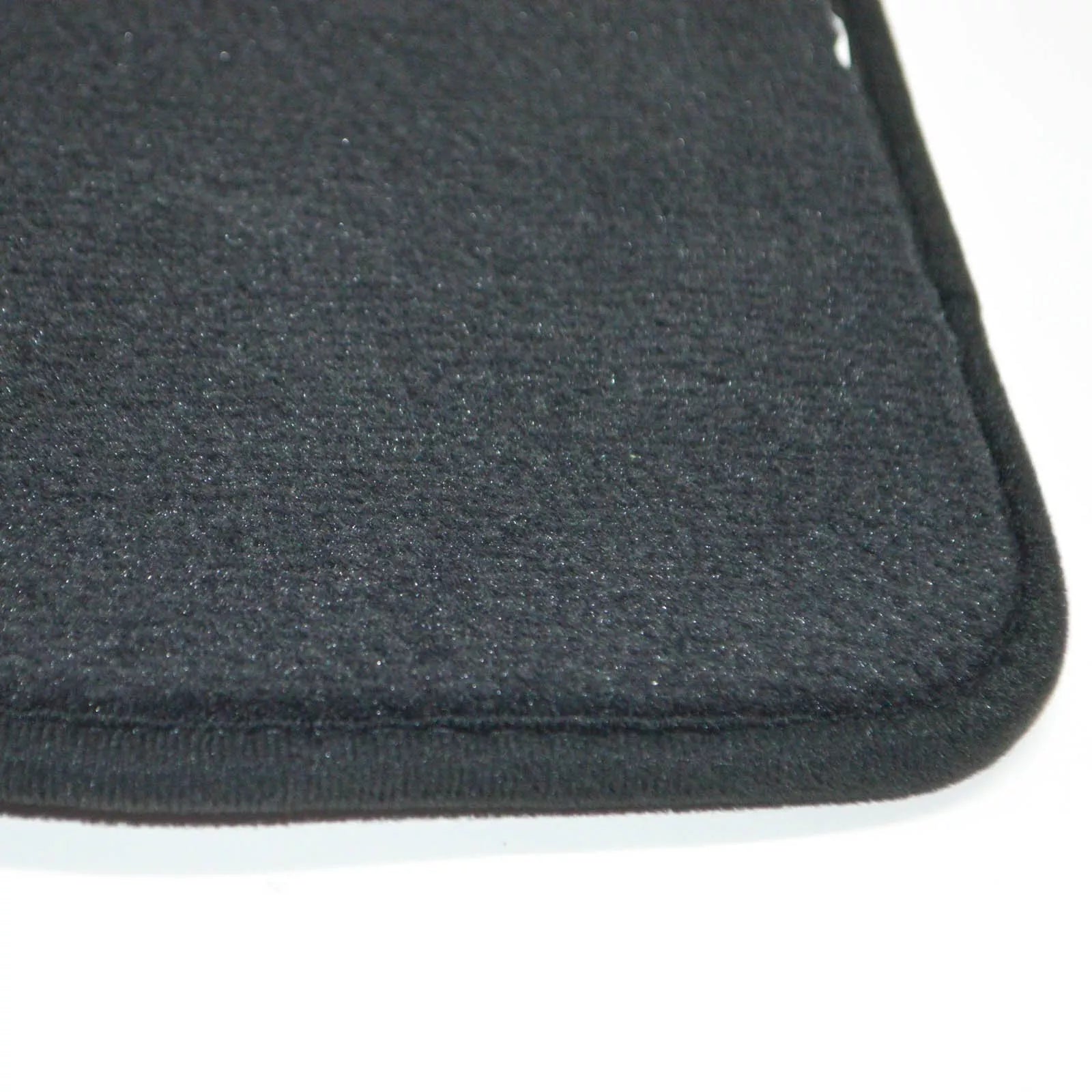 NEW BMW X6 F16 FRONT FLOOR MAT LEFT DRIVER SIDE 51477439860 LHD ORIGINAL