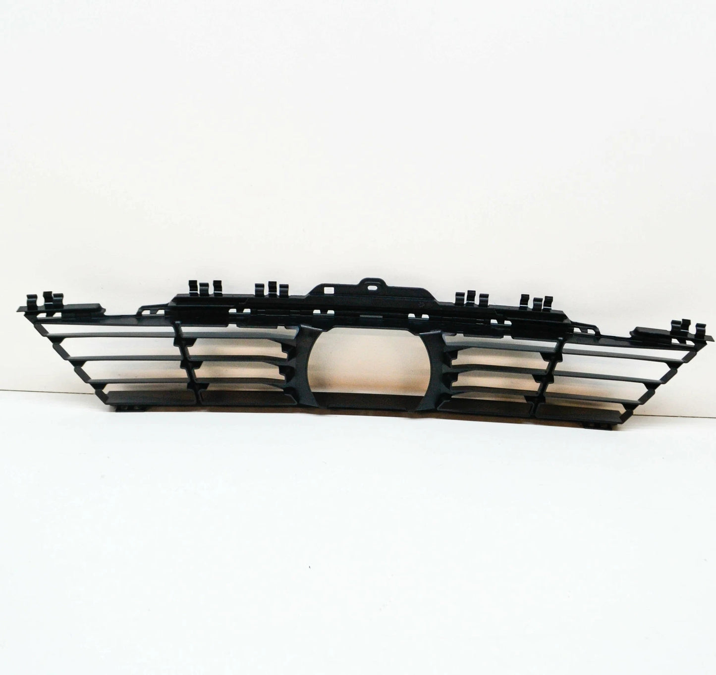 NEW BMW 7 G11 G12 FRONT BUMPER CENTER LOWER GRILLE 51117475118 ORIGINAL