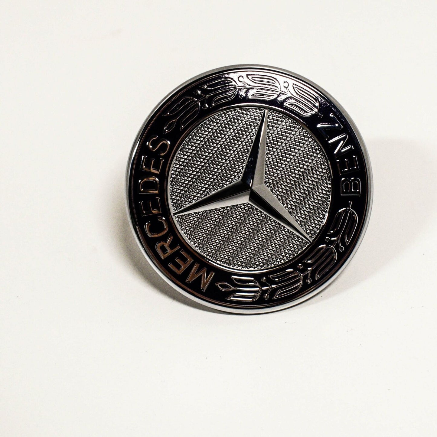 NEW MERCEDES-BENZ C-CLASS W205 FRONT HOOD BONNET BLUE BADGE A2128170316 ORIGINAL