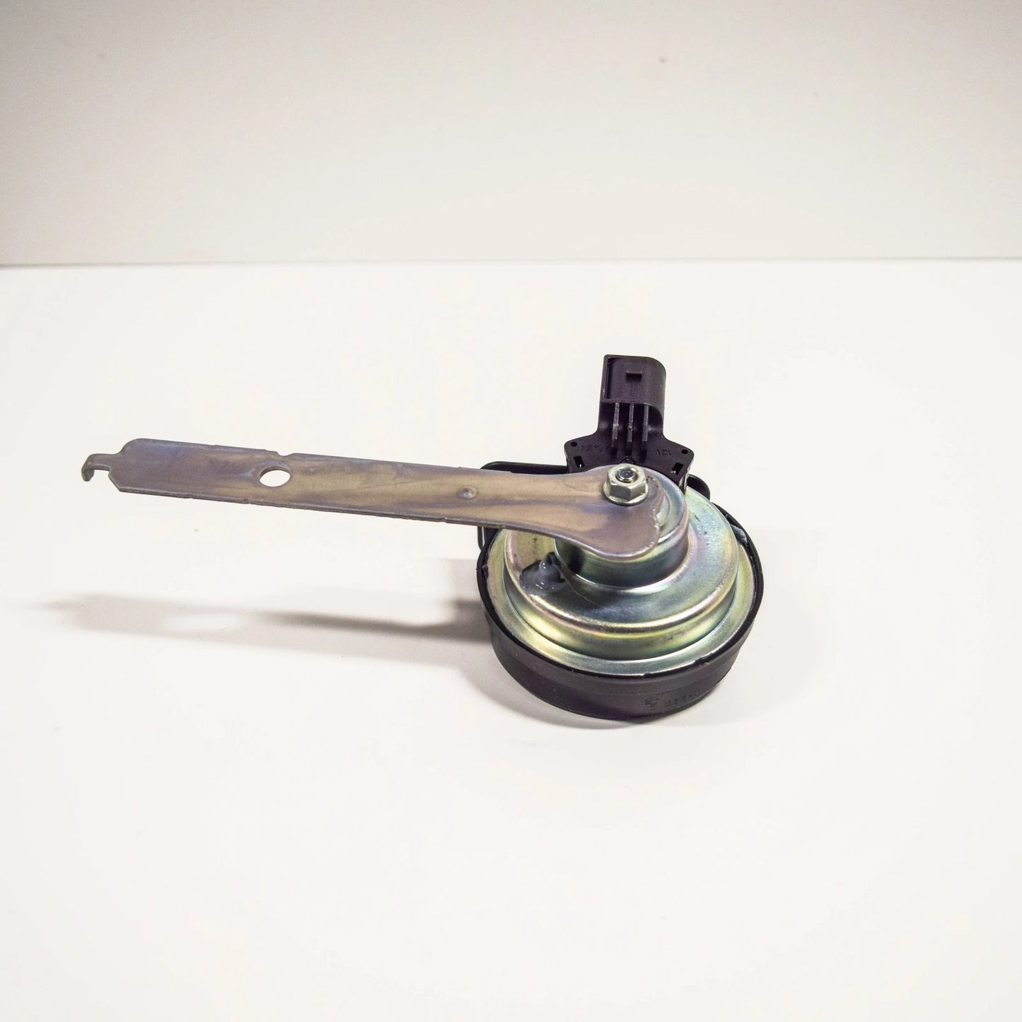 NEW BMW X5 F15 HIGH PITCH HORN 61337353191 7353191 ORIGINAL