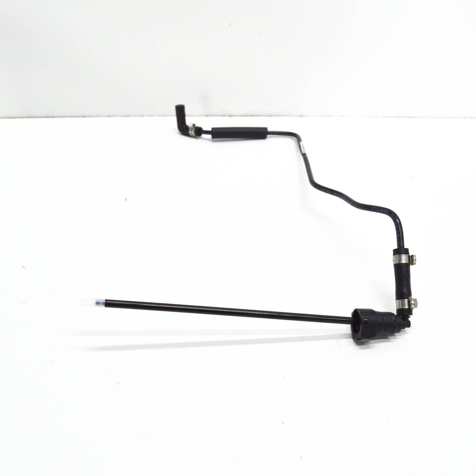 NEW MB E T-MODEL S213 FUEL PRESSURE LINE A2134700065 ORIGINAL