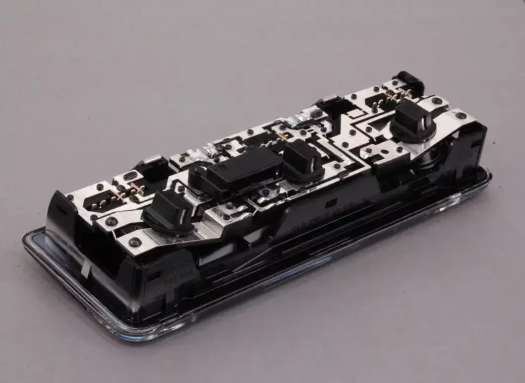 NEW BMW 3 E46 FRONT INTERIOR READING LIGHT 63316962046 6962046 ORIGINAL