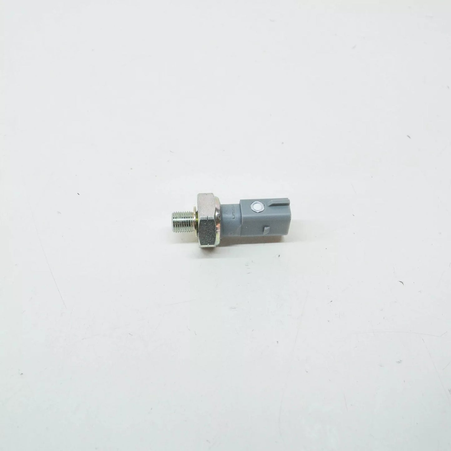 NEW AUDI A3 CABRIO 8V OIL PRESSURE SENSOR 03N919081 ORIGINAL