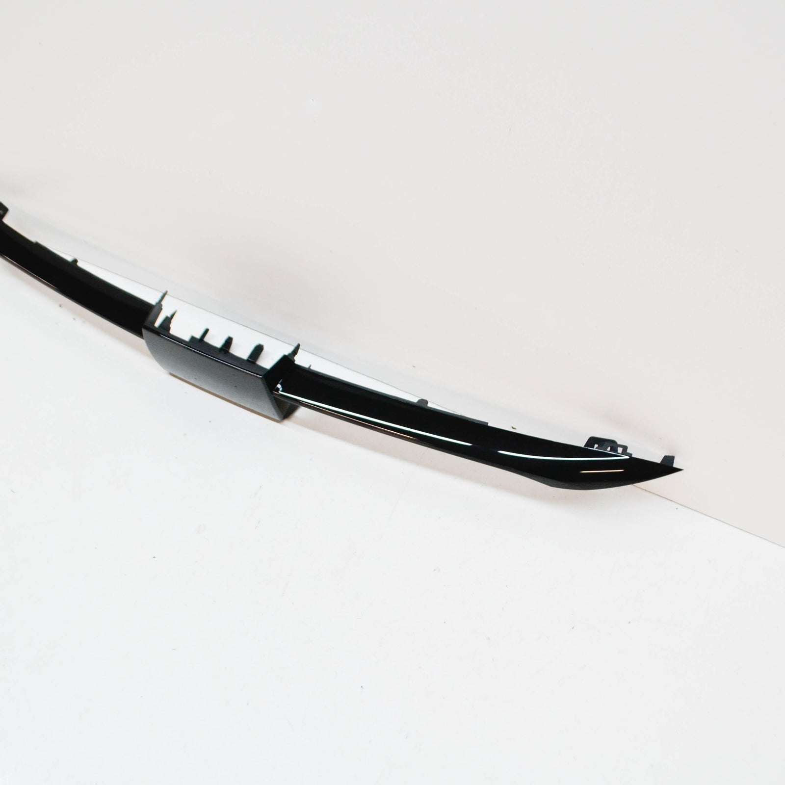 new bmw 4 f36 front bumper centre finisher rod 7435785 51117435785 original