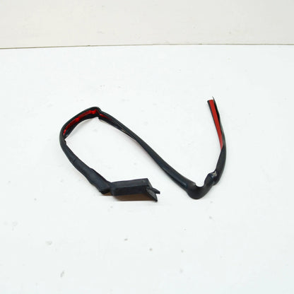 NEW BMW 7 E38 FRONT RIGHT SEALING GASKET BETWEEN DOORS 51218125596 ORIGINAL