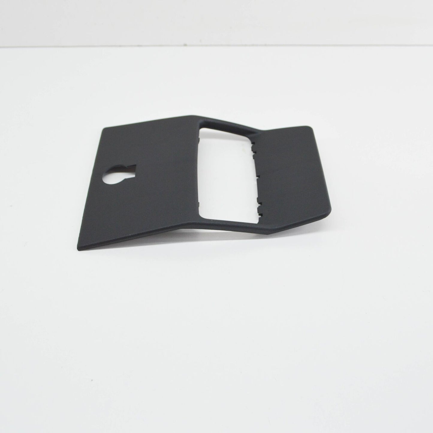 NEW MERCEDES-BENZ G W463 REAR ODDMENTS TRAY COVER A46368010089116 ORIGINAL