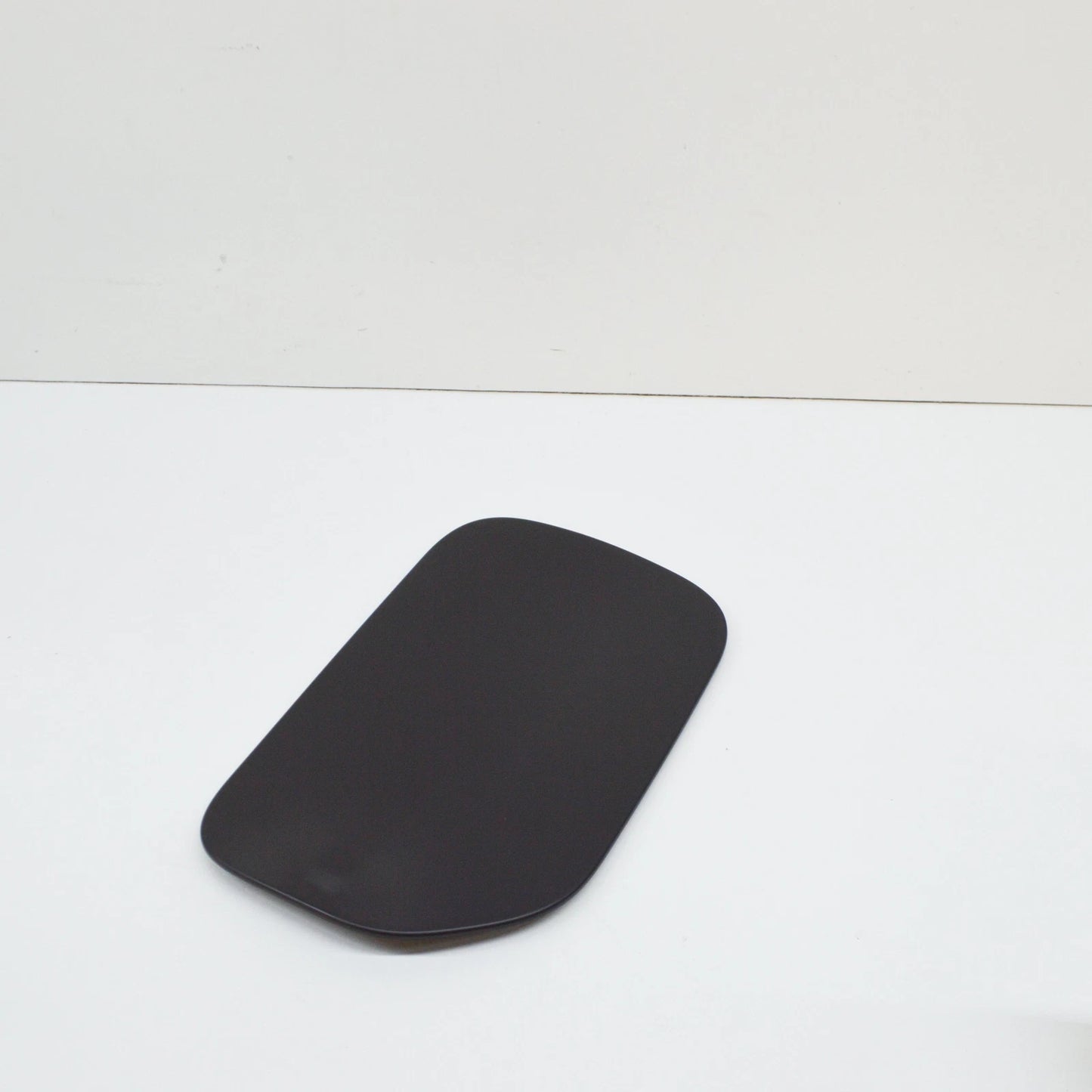 NEW BMW 5 G30 FRONT CHARGING LID 51177387937 7387937 ORIGINAL