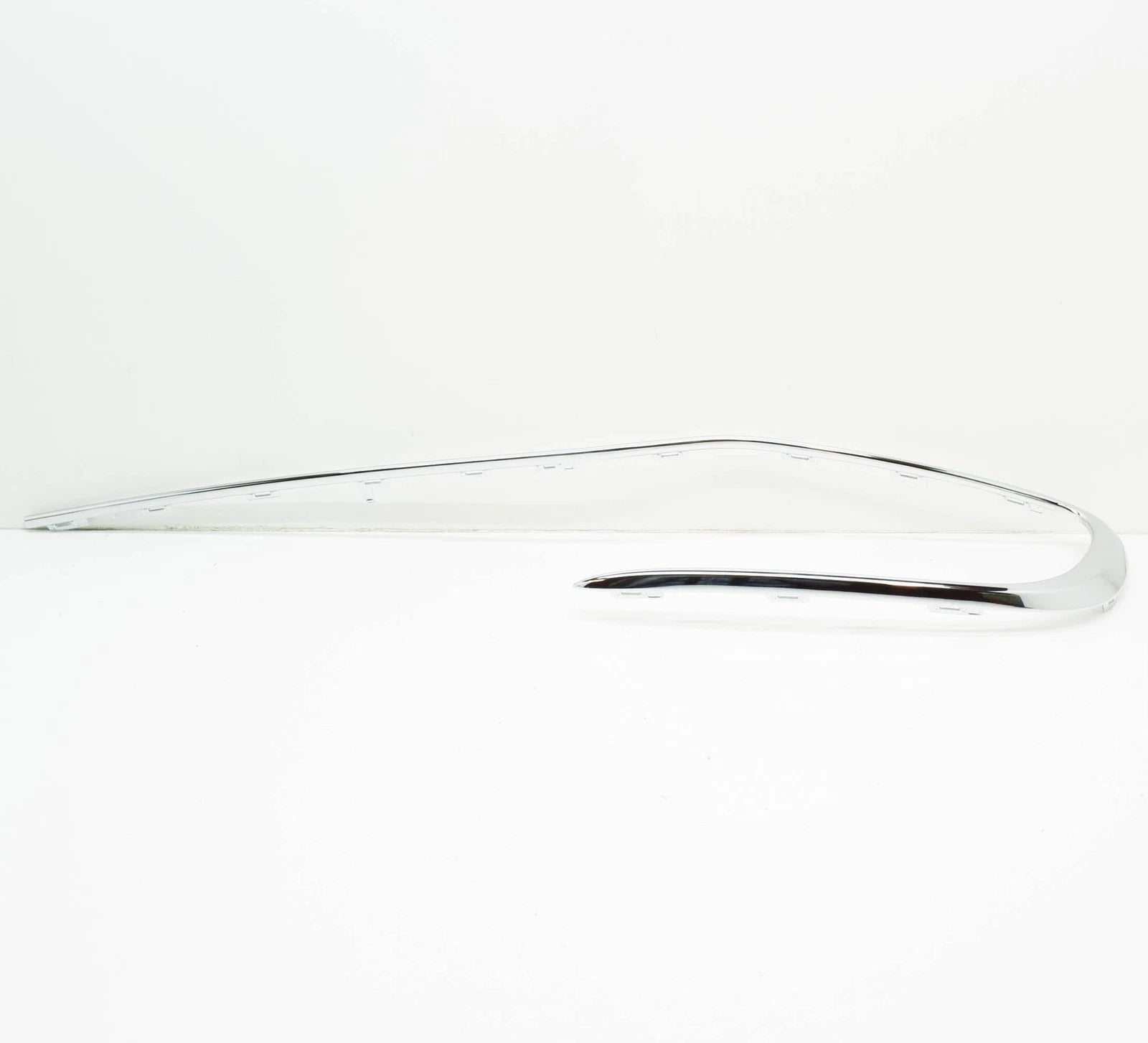 NEW MERCEDES-BENZ S W223 FRONT BUMPER RIGHT TRIM STRIP A2238854300 ORIGINAL